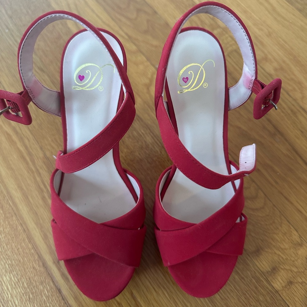 Chic Red Heeled Sandals